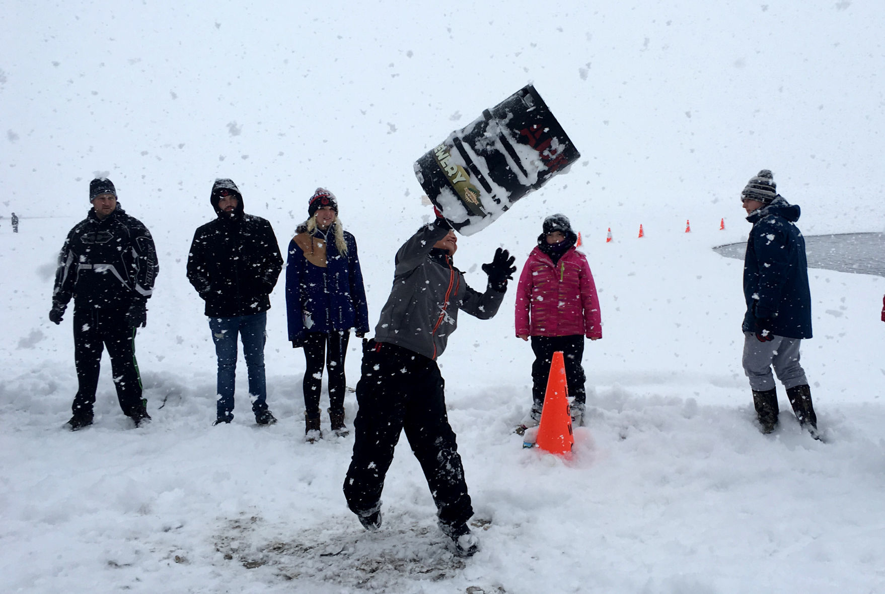 Keg tossing